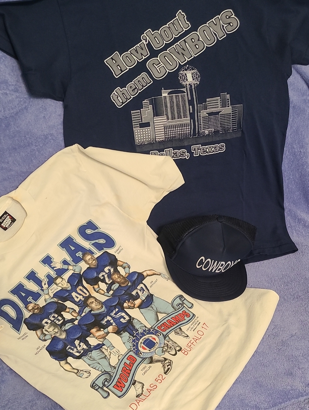 Vintage Pack Dallas Cowboys Graphic Tees & Hat